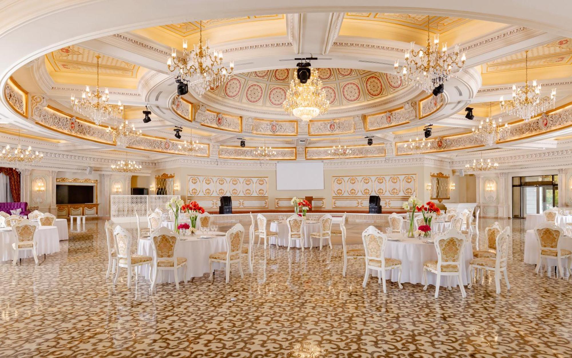Shamakhi Palace Sharadil Seredil Exterior photo The ballroom